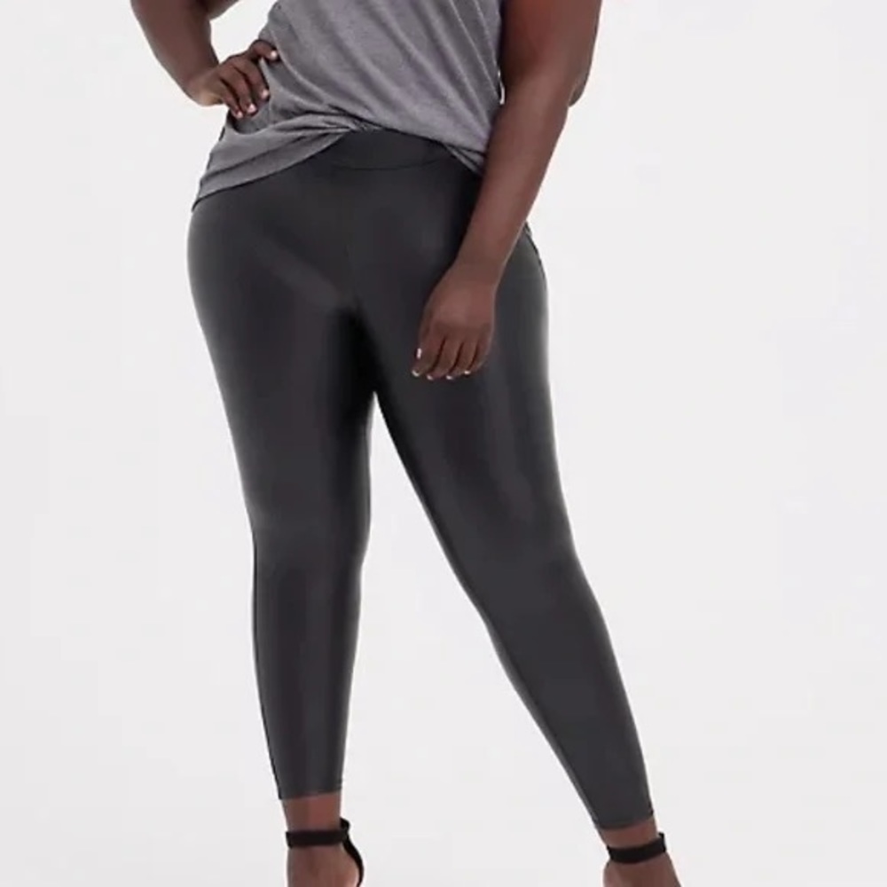 7 For All Mankind Gray Faux  Leather Leggings